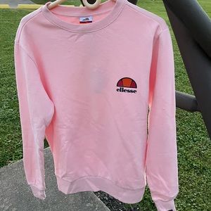 NEVER WORN - Ellesse Crew Neck